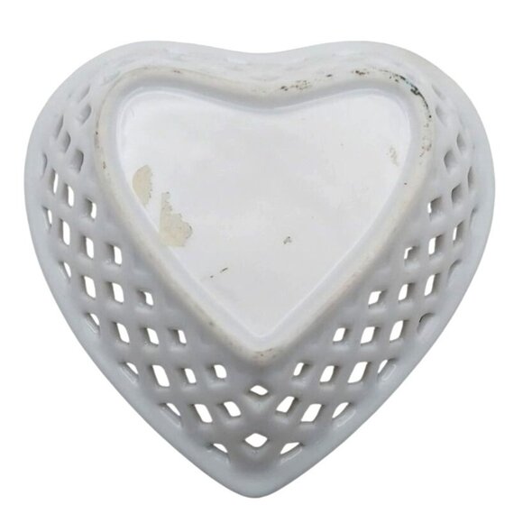 Vintage Reticulated Open Lace Hand Painted Porcelain Heart-Shaped Trinket Dish - Picture 6 of 6